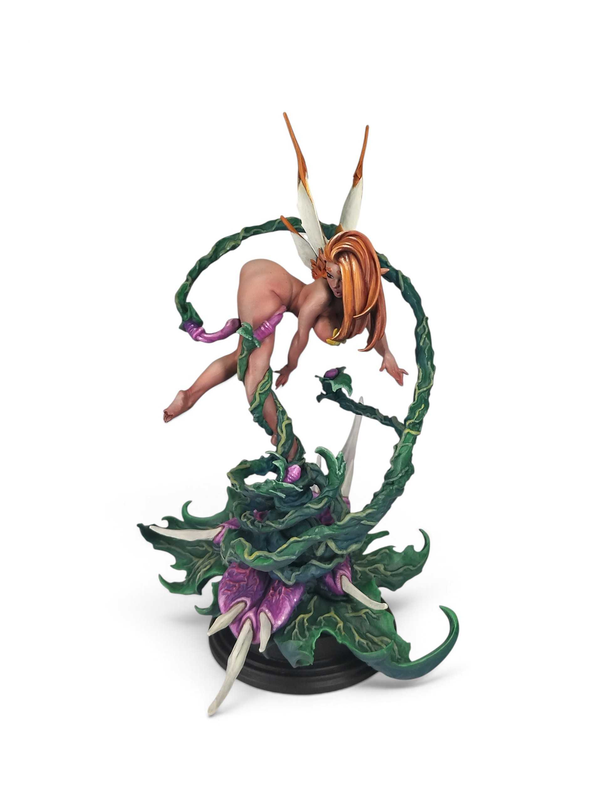The Thistlewhisper : une sculpture fantasy entre beauté et nature sauvage — photo 1