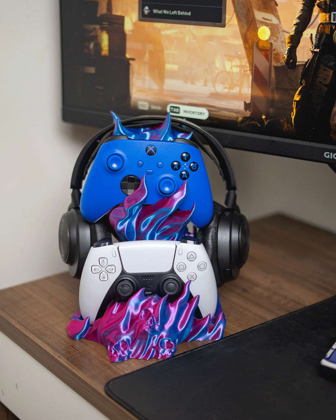 Spellcaster's Stash - Headphone & Controller Holder - impression filament STLFlix